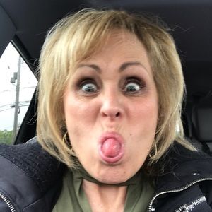 Meet your Posher, Diane